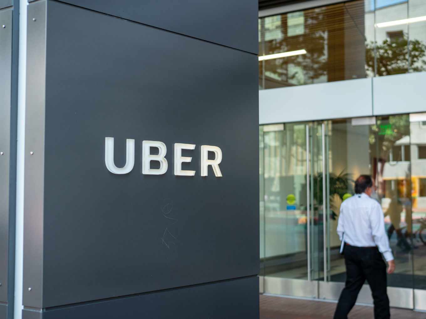 Uber Seeks $8 Bn-$10 Bn IPO But Will It Help Its Fortunes In India?