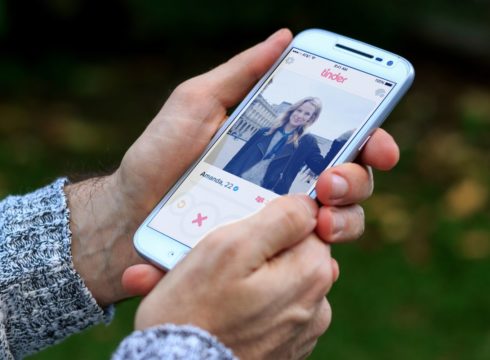 Tinder (MTCH) Bypasses Google Play, Revolt Against App Store Fee