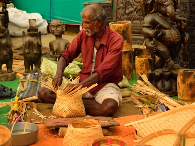 Amazon, Walmart Look To Woo MSMEs As Reliance Waits In The Wings