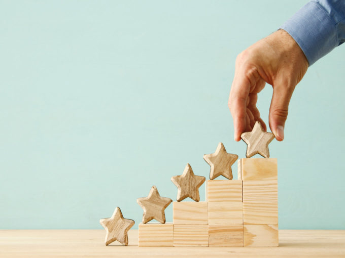 Sellers Fake Reviews To Survive Fierce Competition On Amazon