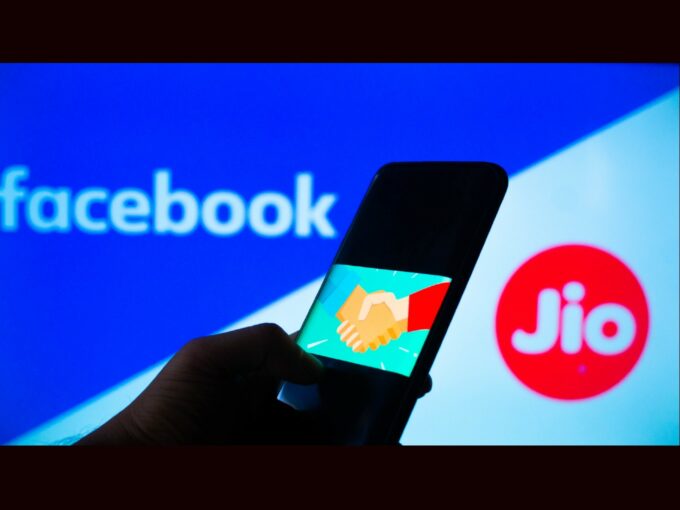 WhatsApp Gives JioMart A Big Boost But Supply Chain Will Be A Hurdle