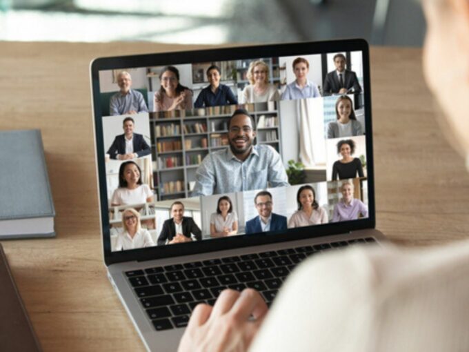 Govt Shortlists Zoho, HCL & 8 Others To Take On Zoom, Google Meet