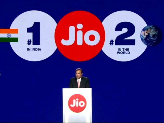Reliance Jio Spoilt For Choice As Microsoft, Google Slug It Out For Stake