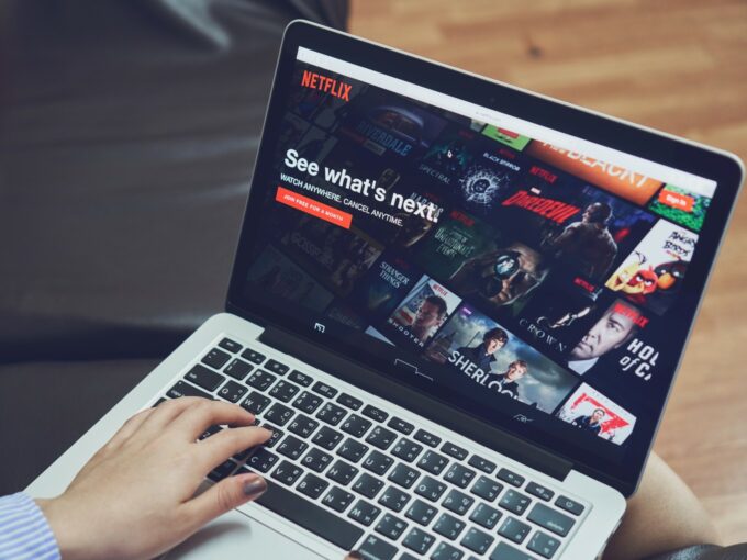 To Widen Subscription, Netflix Tests Cheap Entry-Level Plan