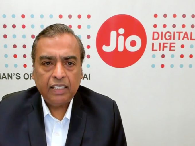 At India Mobile Congress, Mukesh Ambani Urges Govt For Early Rollout of 5G Spectrum