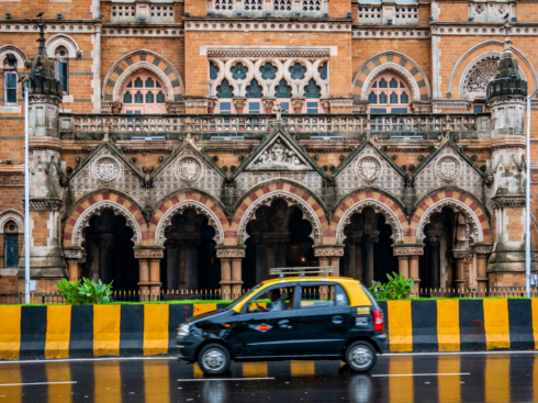 Maharashtra Constitutes Panel To Set Ola, Uber In Order