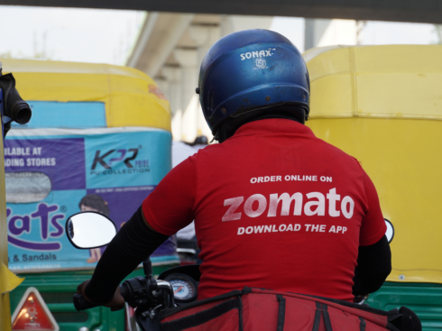 Another Experiment By Zomato: Tries B2B Logistics Services This Time