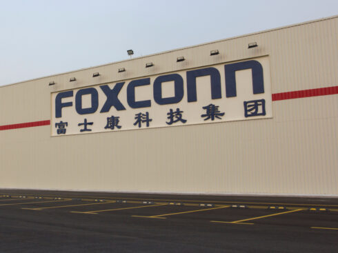 Now, Foxconn Plans To Set Up A Manufacturing Plant In Tamil Nadu Next Year