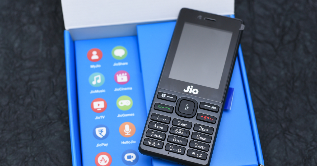 Reliance Jio Ups The Ante, Unveils Jio Bharat 4G Feature Phone At INR 999